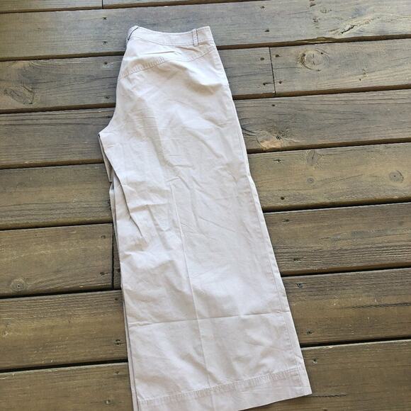 Armani Exchange Khaki Gaucho Crop Pants - Picture 1 of 3